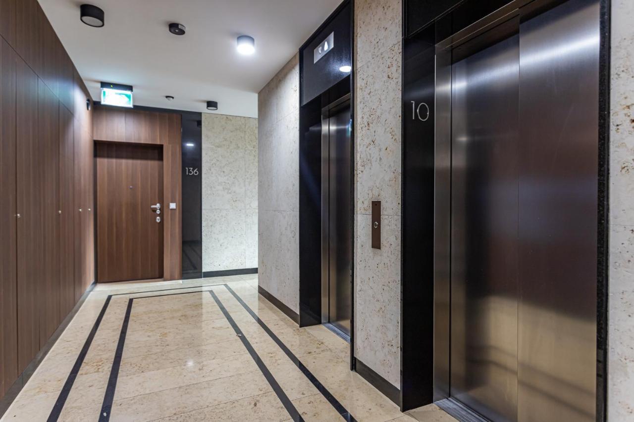Mennica Residence Deluxe Varsó Kültér fotó